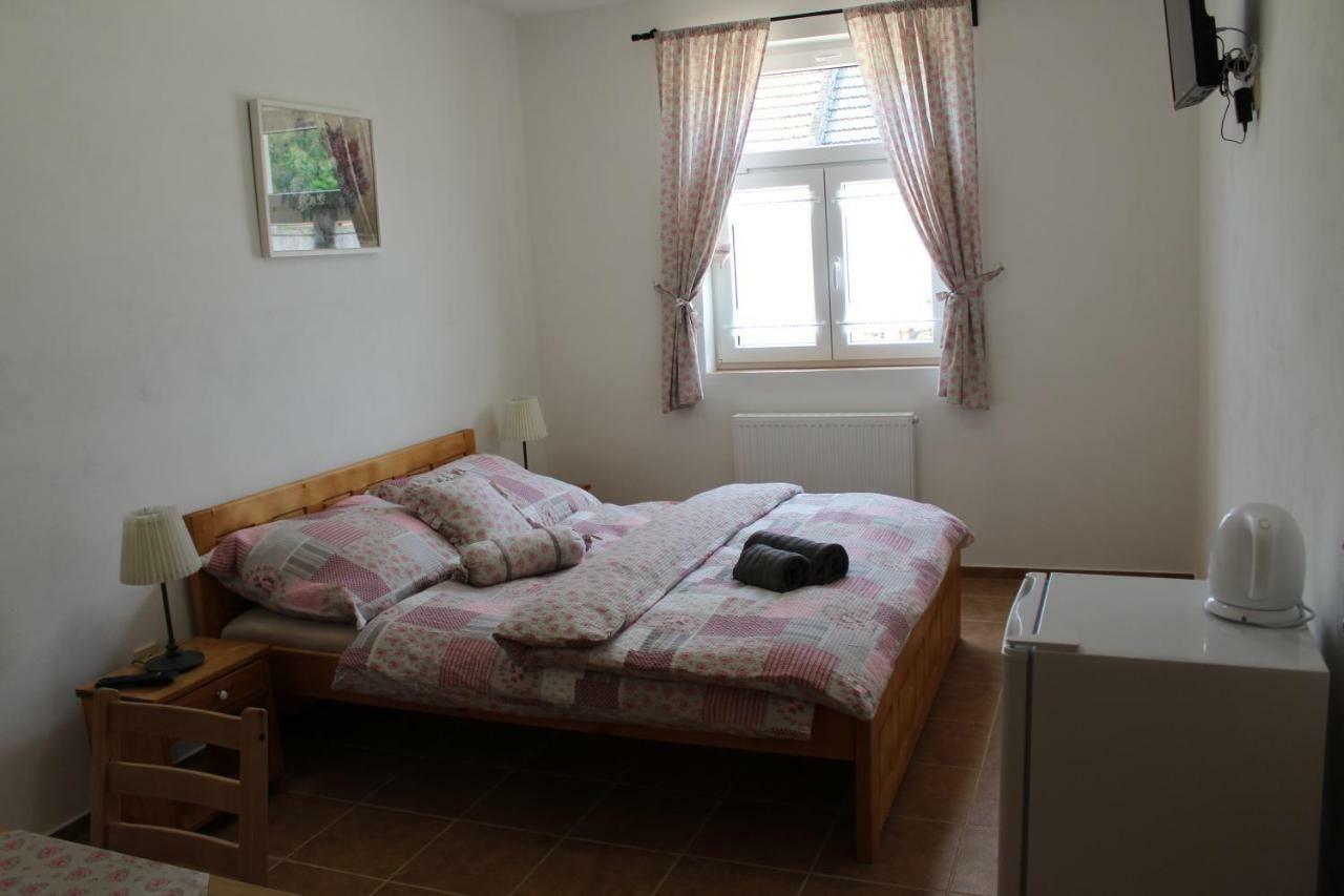 Ubytovani Ve Stodole Stráž nad Nežárkou Dış mekan fotoğraf